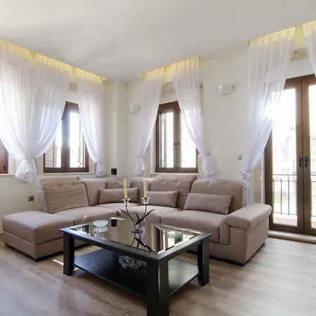 Athina House & Hammam Arkhondikí