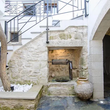 度假居 Athina House & Hammam *