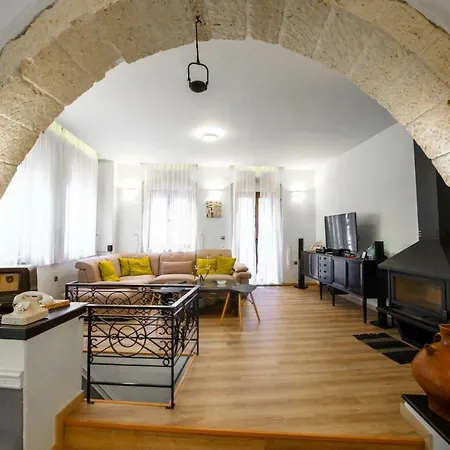 度假居 Athina House & Hammam *